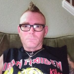 Meet your Posher, Adam